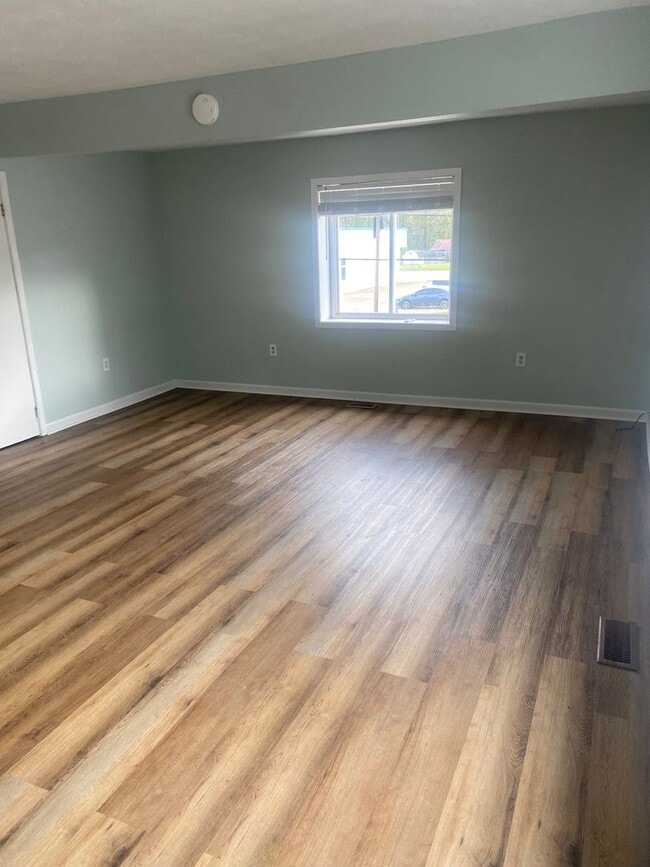 Photo - 933 Roosevelt Blvd Unit 1