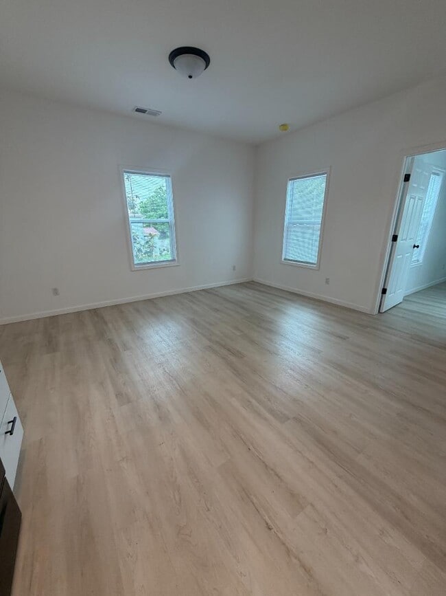 Photo - 601 E Gum St