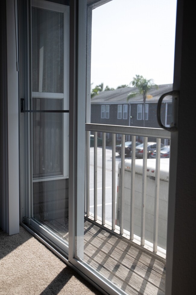 Photo - Palm Avenue Apartments