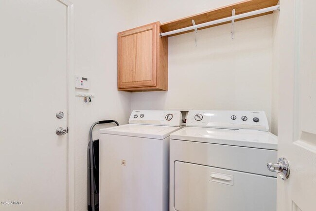 Photo - 8143 West Riverside Avenue Casa