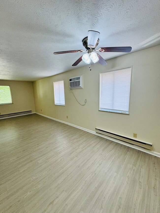 Photo - 1408 Jackson Ln Unit 4