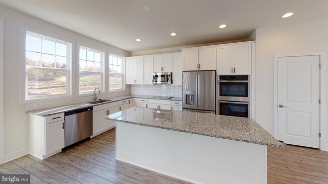 Photo - 8665 Anderson Ave