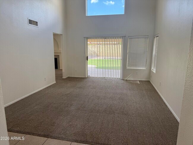 Photo - 4628 E Danbury Rd