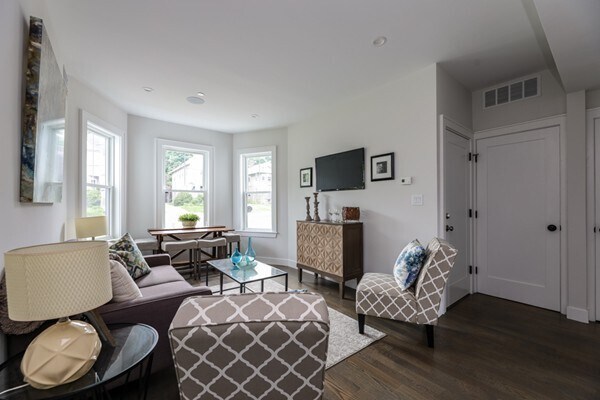 Photo - 45 Clement Ave Unit 3