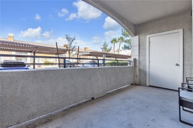 Building Photo - 2900 Sunridge Heights Pkwy Unit 1916 Rental