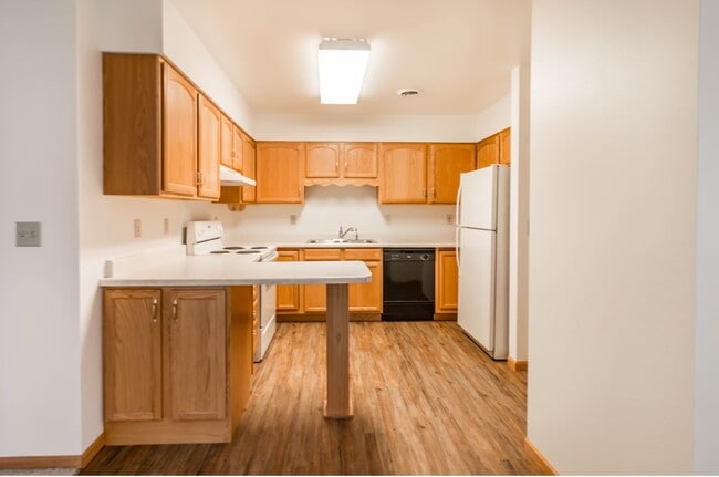 Photo - 1700 Country Dr