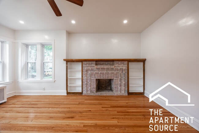 Photo - 5713 N Talman Ave Unit 1
