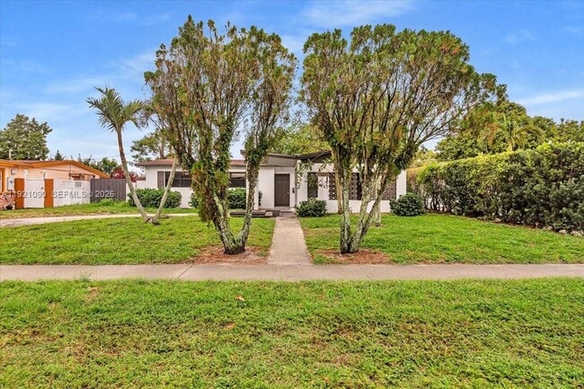 Building Photo - 4710 NW 12th St