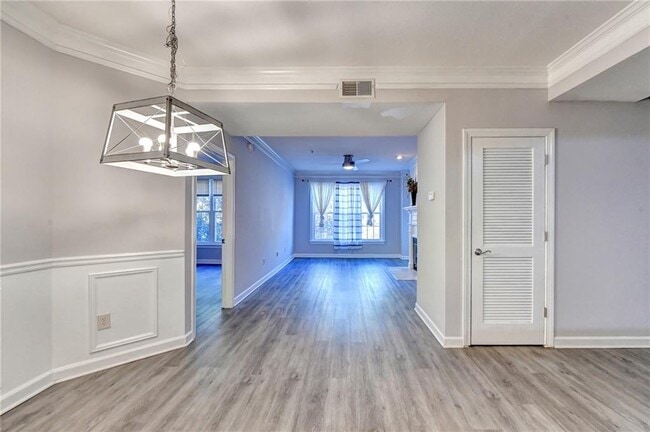 Photo - 232 Ashford Cir