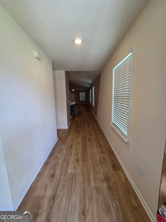 Photo - 152 Ashwood Cir