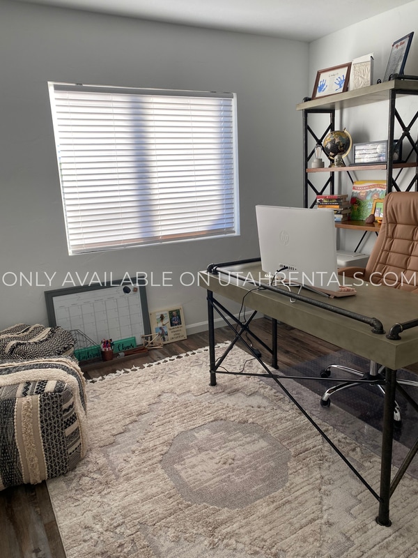 Photo - 11664 Bluerock Ave