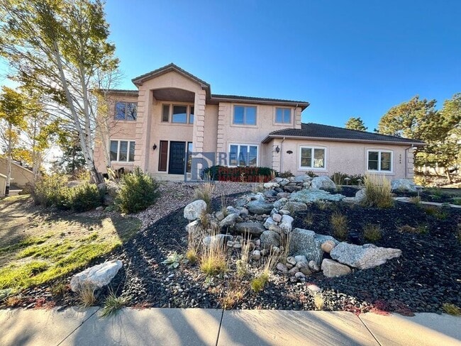 Photo - 2645 Rossmere St