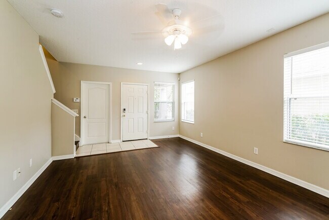 Photo - 1405 Marsh Wood Dr