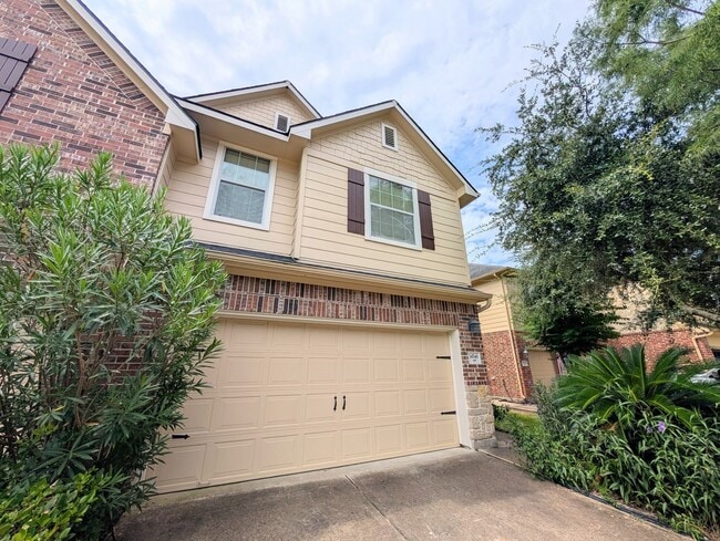 Building Photo - 14546 Bergenia Dr Rental