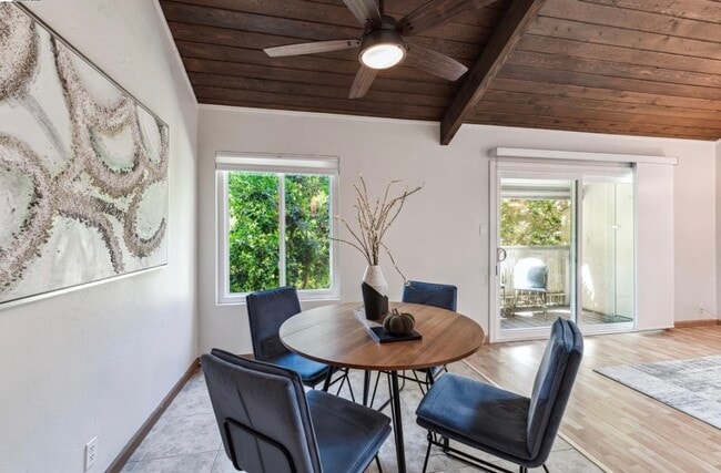 Photo - 2724 Oak Rd Unit 119