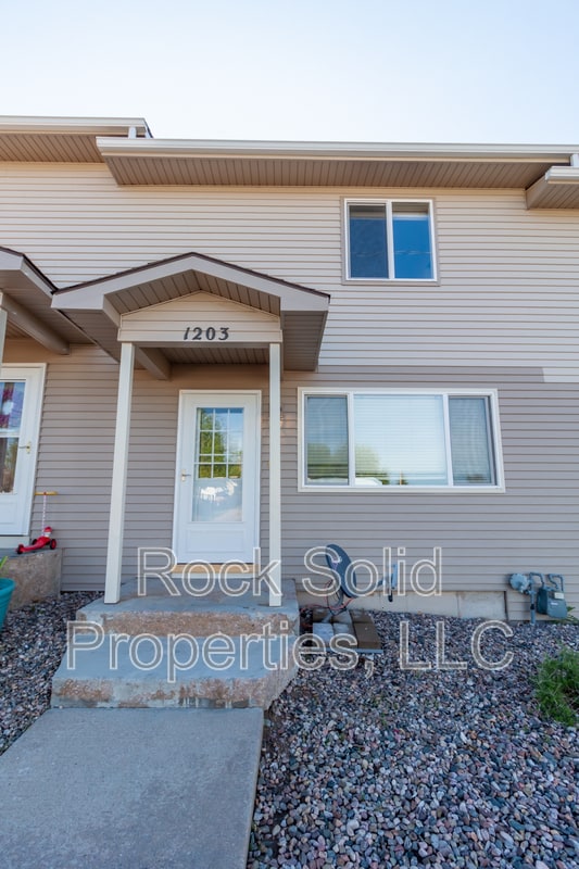 Photo - 1203 Crook Ave