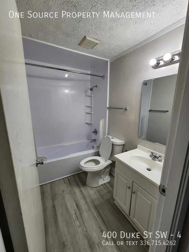 Photo - 400 Duke St SW Unit 4