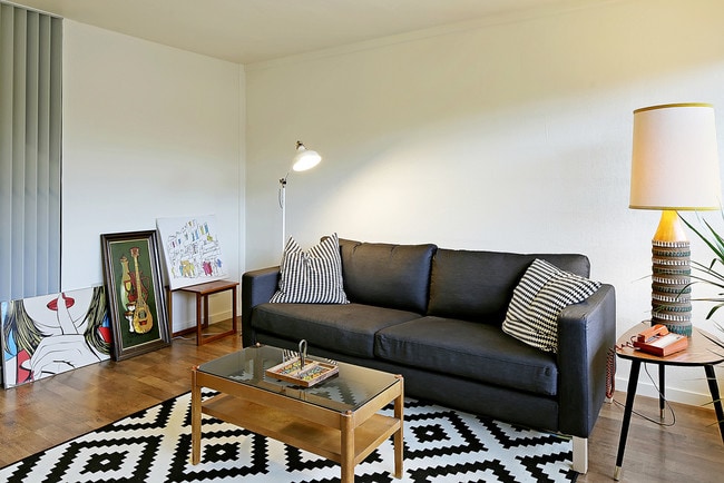 Photo - Starlight Apartments