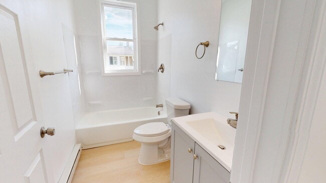 Photo - 2550 Elyria Ave