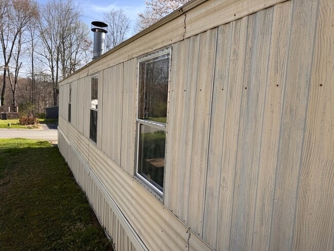 Photo - 7804 Stanley Rd