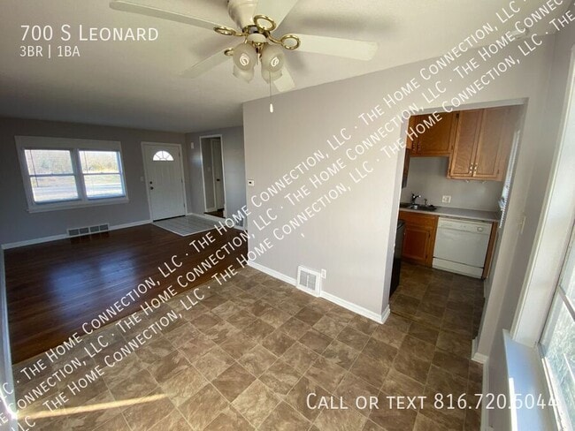 Photo - 700 S Leonard-