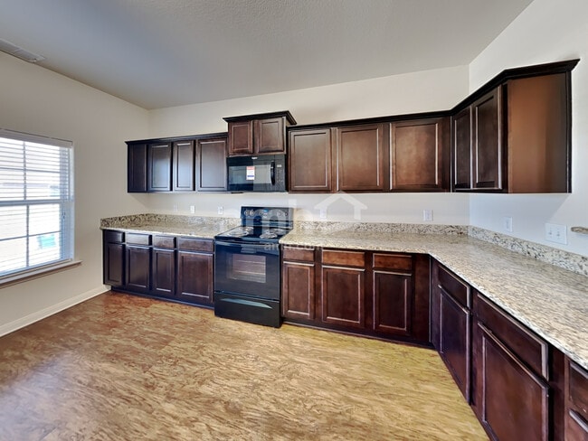 Photo - 4505 Shy Creek Ln
