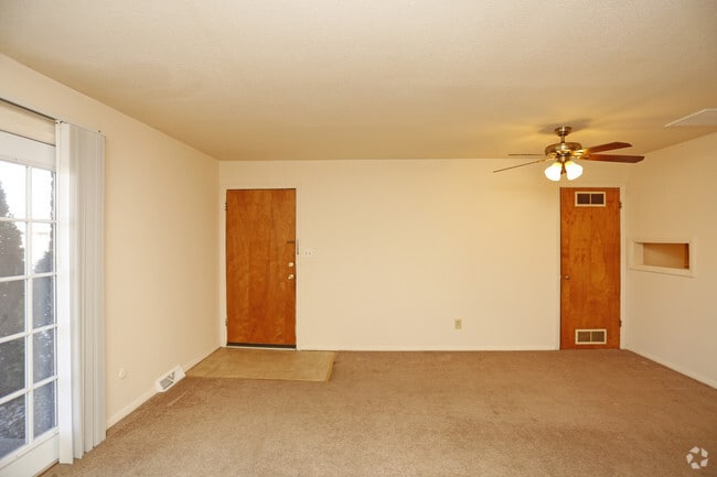 1 Bed - Living Room