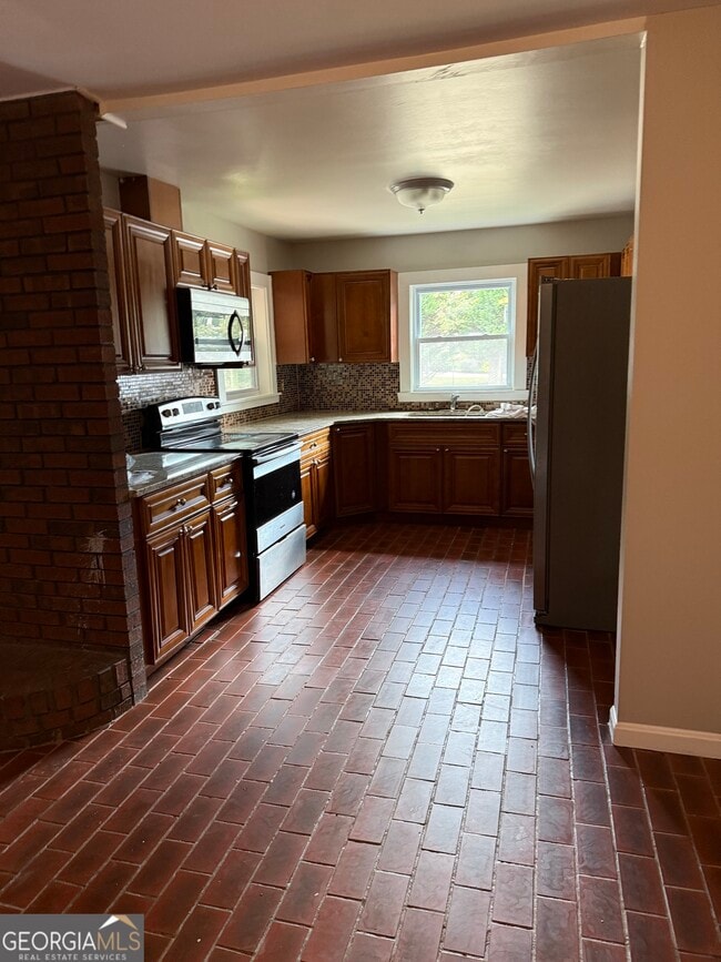 Photo - 1780 Elmwood Cir
