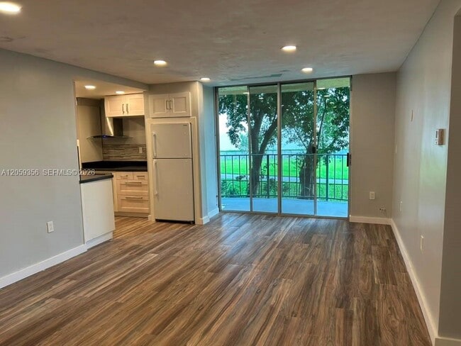 Photo - 9320 Fontainebleau Blvd Unit 214