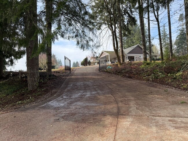 Building Photo - 184 Capitol Ridge Rd