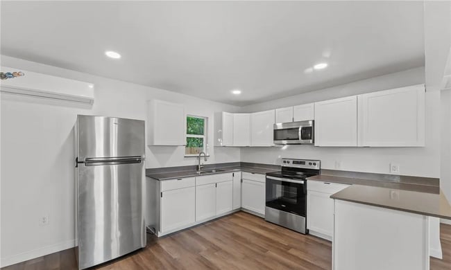 Photo - 112 Linda Dr