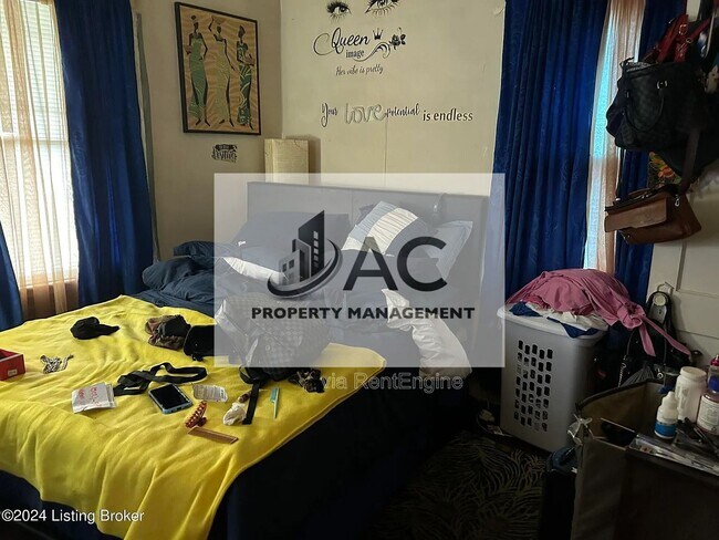 Photo - 1212 Queen Ave