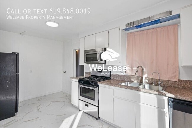 Photo - Stunning 3-Bed Home With Detached Bonus Room!