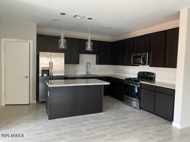 Building Photo - 976 E White Wing Dr
