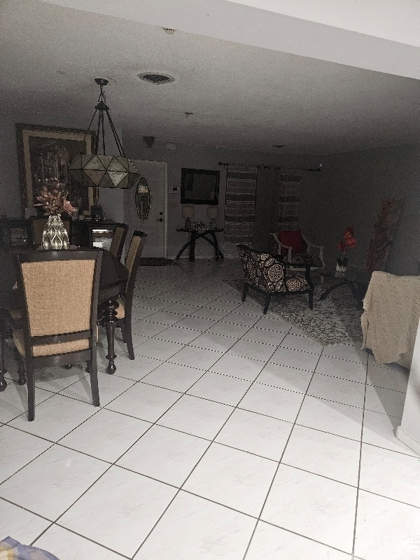 Photo - 6541 SW 8th St