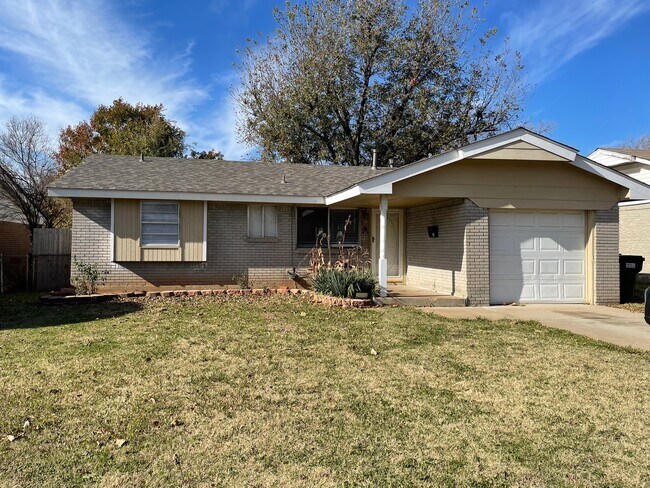 Photo - 1113 Berwyck Dr