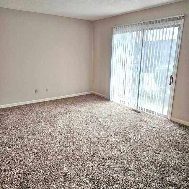 Building Photo - 906 E Harding Dr