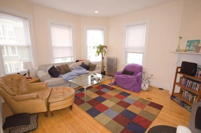 Photo - 47 Hillside St Unit 1