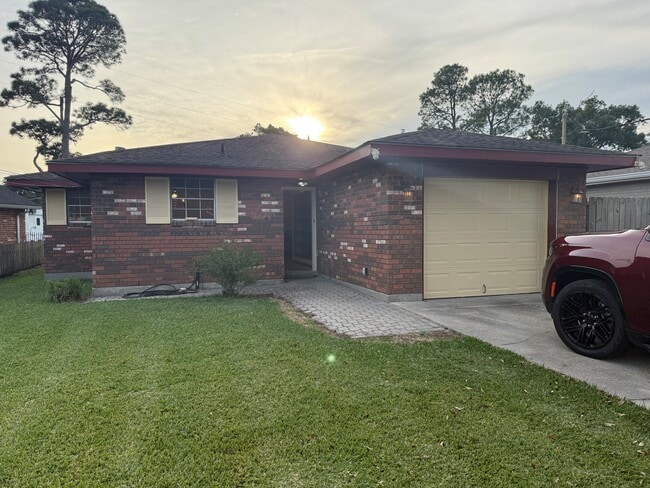 Building Photo - 119 Jay St