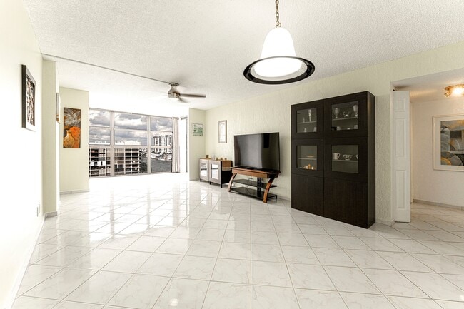 Photo - 400 Leslie Dr Condo Unit # 1117
