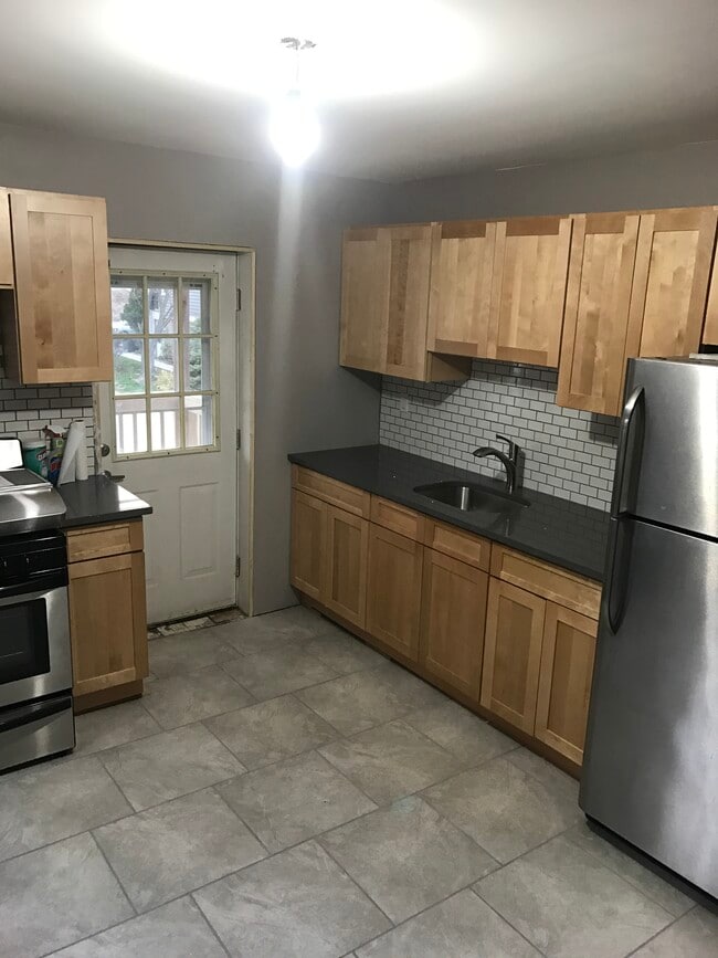 Photo - 209 Tibbetts Rd Unit 1st floor