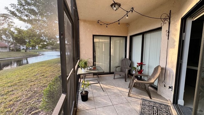 Photo - 5641 Coach House Cir