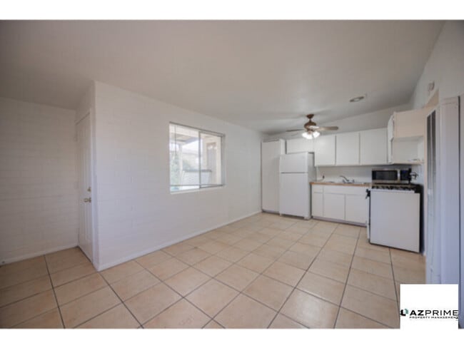 Photo - Chic and Inviting 1/1 Apartment Tucked Inside a Serene Tempe 4plex, Offering Style and Comfort.