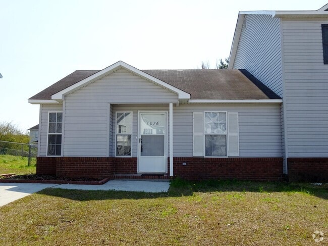 Building Photo - 1076 W Pueblo Dr Rental