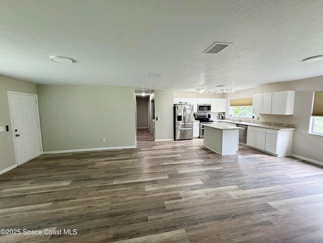 Photo - 1259 Cambo Ct NE