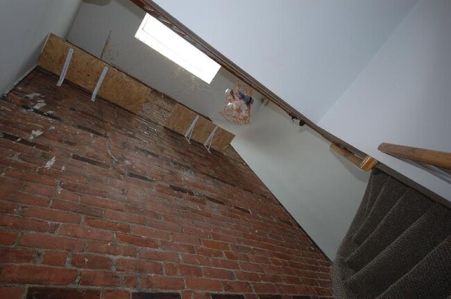 Photo - 168 Northampton St Unit 4