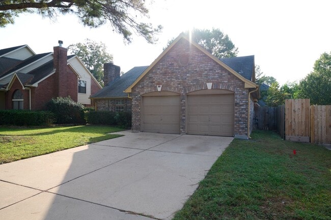 Photo - 5838 N Magazine Cir