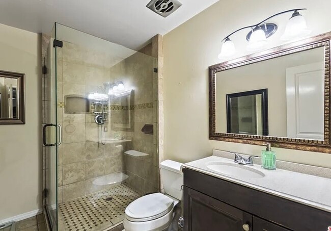 Photo - 1302 W 127th St