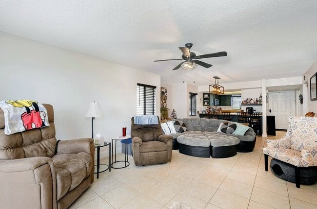 Photo - 100 Canebreakers Dr Unit 112