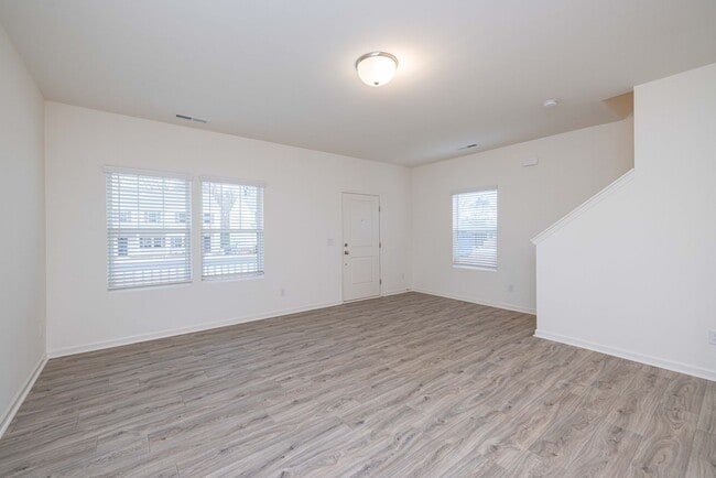 Photo - Charming 3-Bedroom Townhome Near Jack Alexander Blvd - APRIL MOVE IN SPECIAL